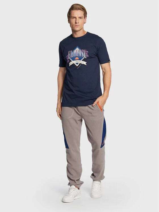 Η καλύτερη συμφωνία 🧨 Ellesse Άνδρες T-shirts T-Shirt Ottanta SHP16246 Σκούρο μπλε Regular Fit ⭐ 4 Η καλύτερη συμφωνία 🧨 Ellesse Άνδρες T-shirts T-Shirt Ottanta SHP16246 Σκούρο μπλε Regular Fit ⭐ - Image 2