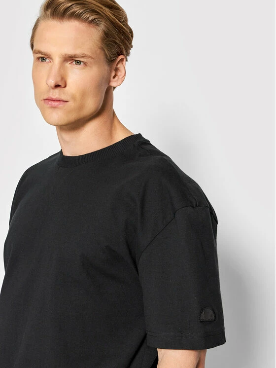 Τοπ 10 😉 Ellesse Άνδρες T-shirts T-Shirt Cronometro SHM14223 Μαύρο Oversize ✔️ 6 Τοπ 10 😉 Ellesse Άνδρες T-shirts T-Shirt Cronometro SHM14223 Μαύρο Oversize ✔️ - Image 4