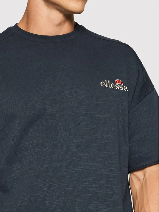 Η καλύτερη συμφωνία 🛒 Ellesse Άνδρες T-shirts T-Shirt Smetilla SHJ11946 Σκούρο μπλε Relaxed Fit ✔️ 6 Η καλύτερη συμφωνία 🛒 Ellesse Άνδρες T-shirts T-Shirt Smetilla SHJ11946 Σκούρο μπλε Relaxed Fit ✔️ - Image 4